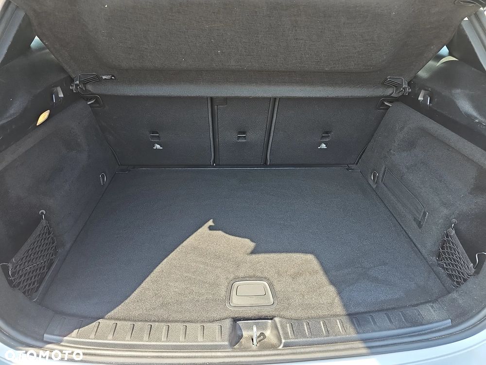 Mercedes-Benz GLA 200 Style - 19