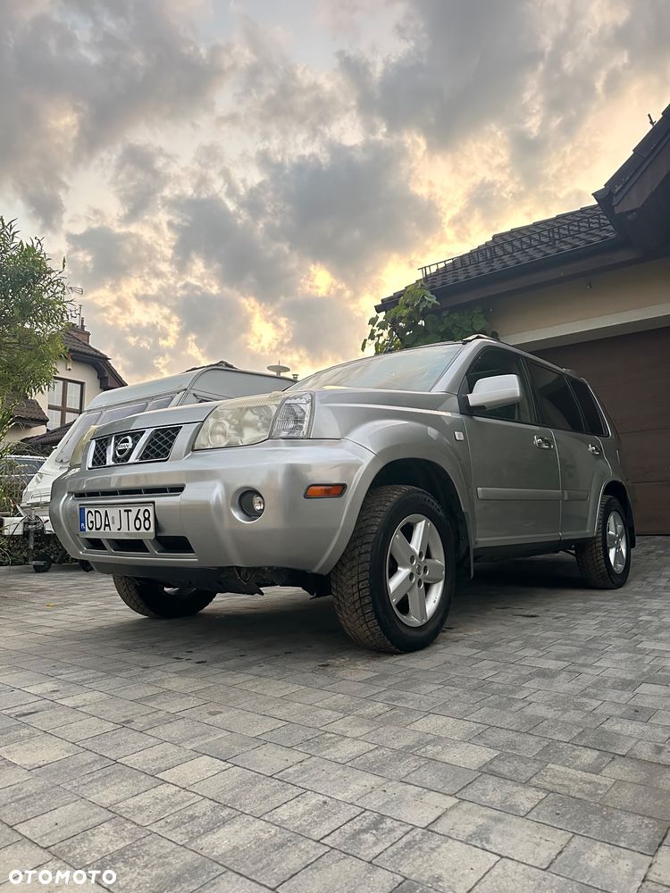 Nissan X-Trail 2.5 4x4 Edition Elegance - 4