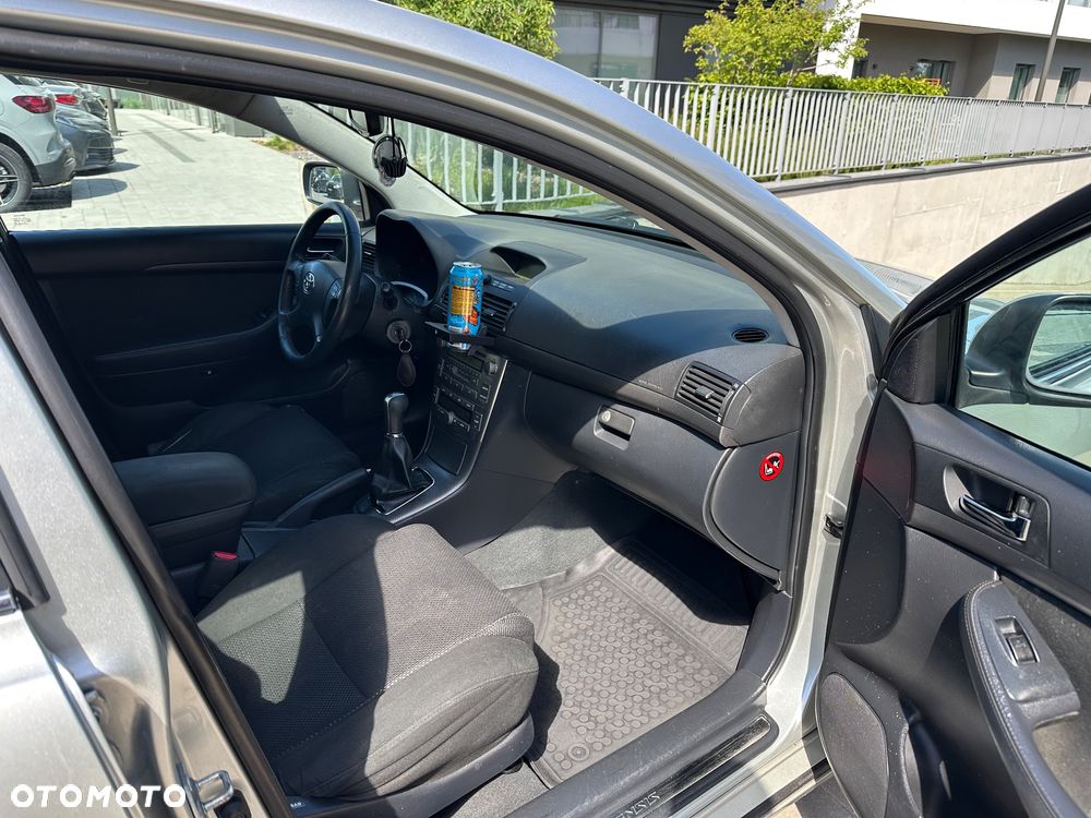 Toyota Avensis 2.0 D-4D Sol - 13