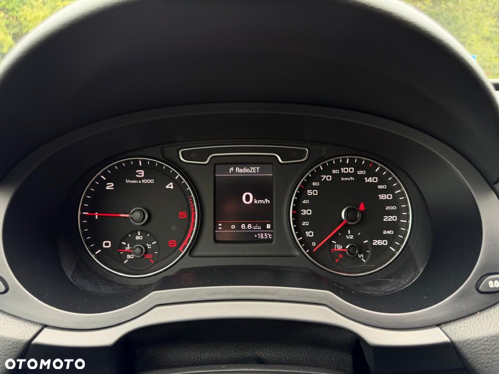 Audi Q3 2.0 TDI Edycja Specjalna - 21