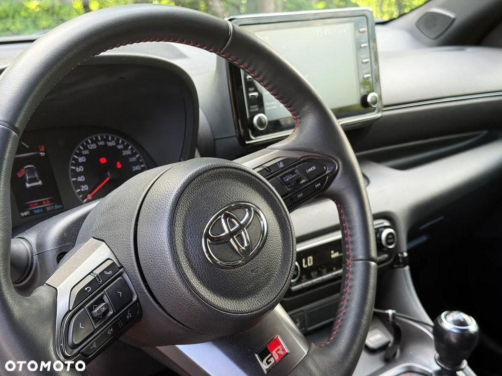 Toyota Yaris GR - 12