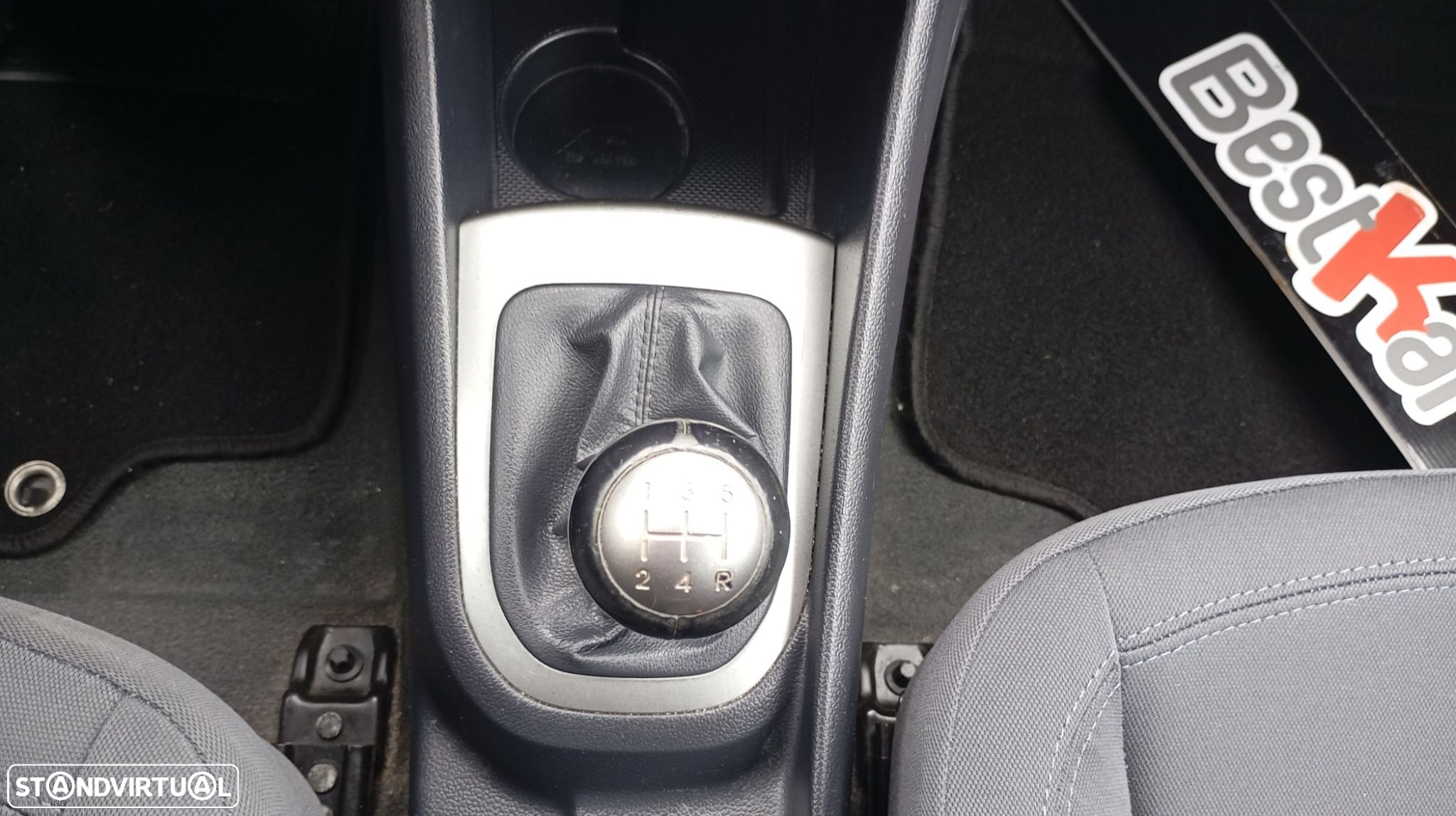 Kia Rio 1.2 CVVT LX - 25