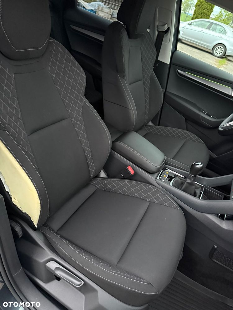 Skoda Karoq 1.0 TSI GPF 4x2 Ambition - 26