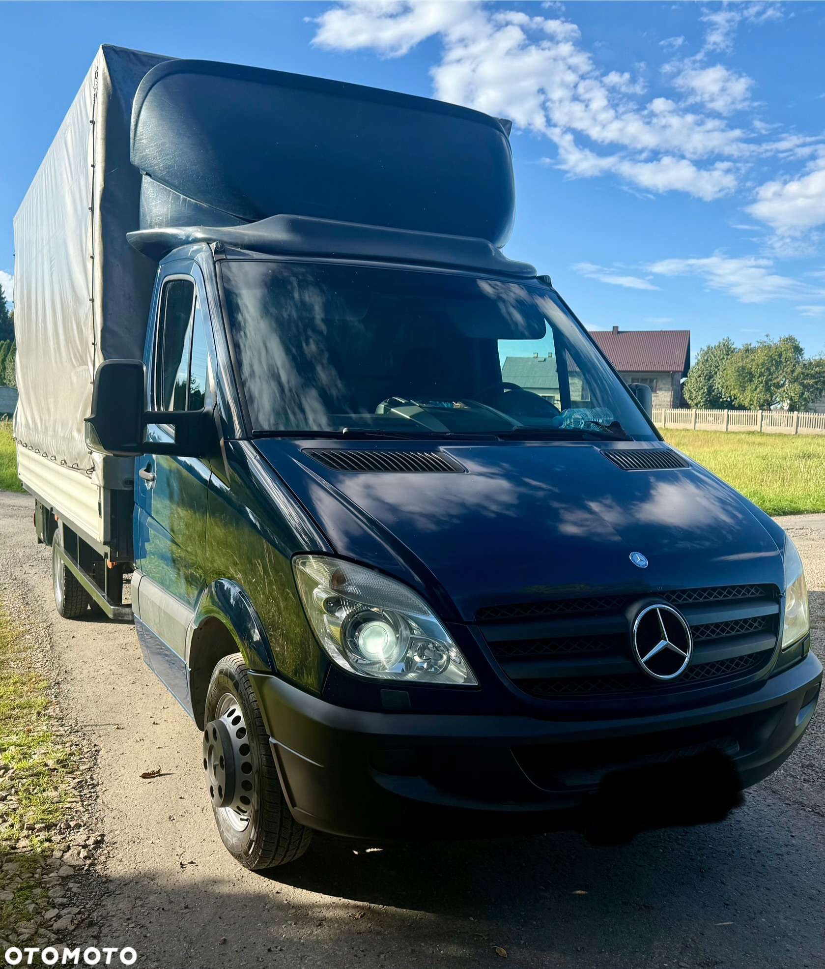 Mercedes-Benz 516 - 2