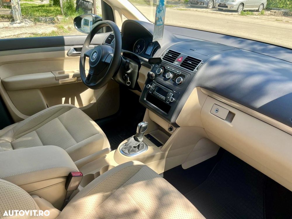 Volkswagen Touran 1.6 TDI DPF DSG Life - 7