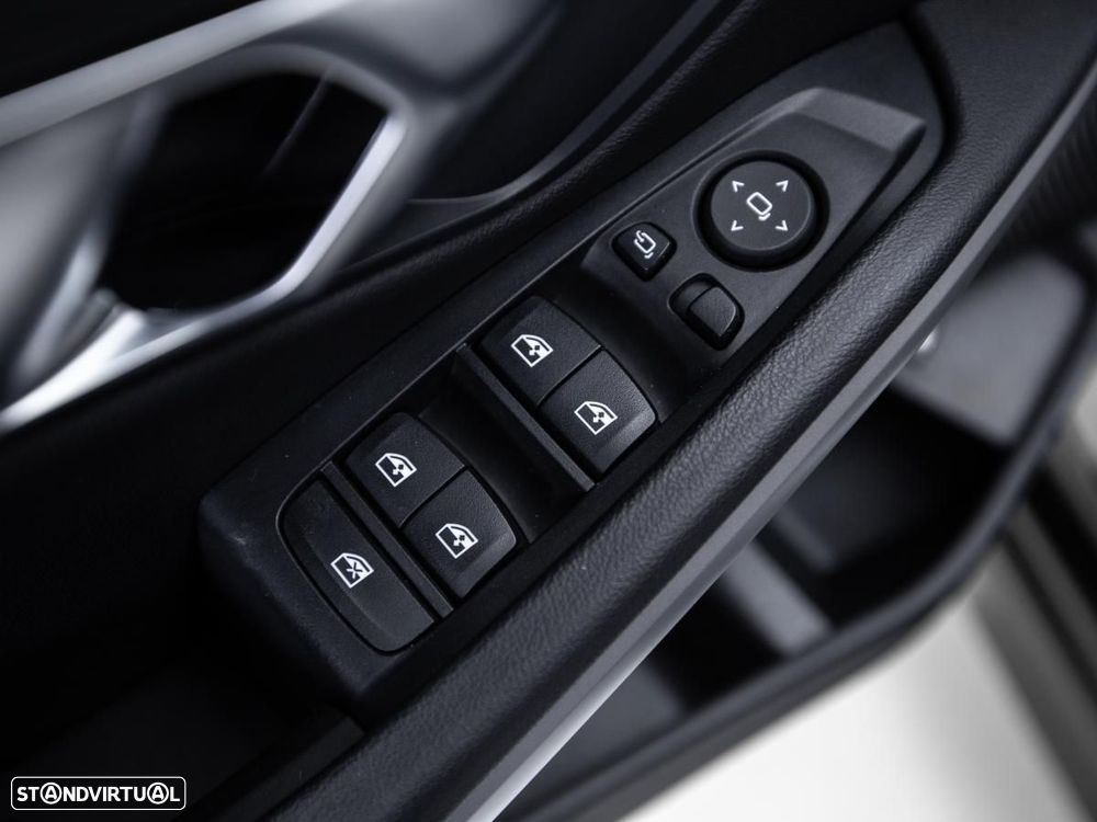 BMW 320 e Auto - 16