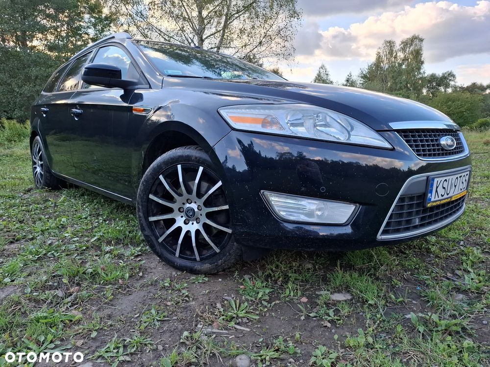 Ford Mondeo 2.0 Ambiente - 2