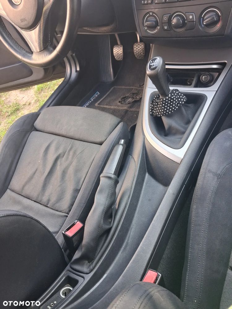BMW Seria 1 - 15