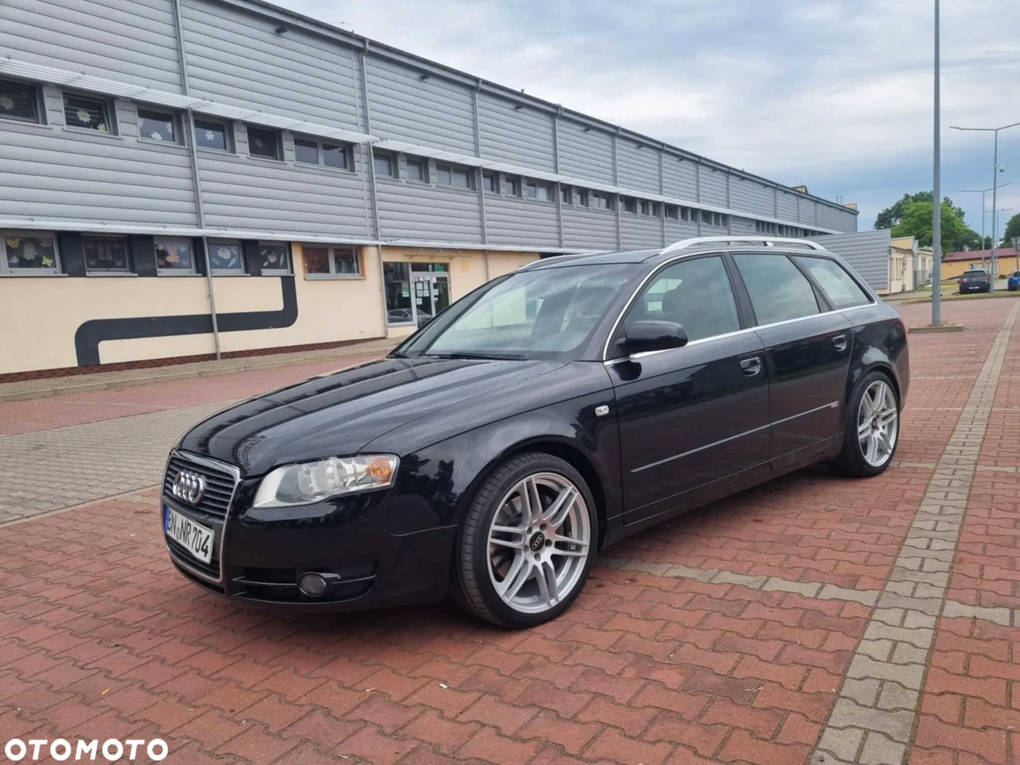 Audi A4 Avant 2.0 T FSI - 1