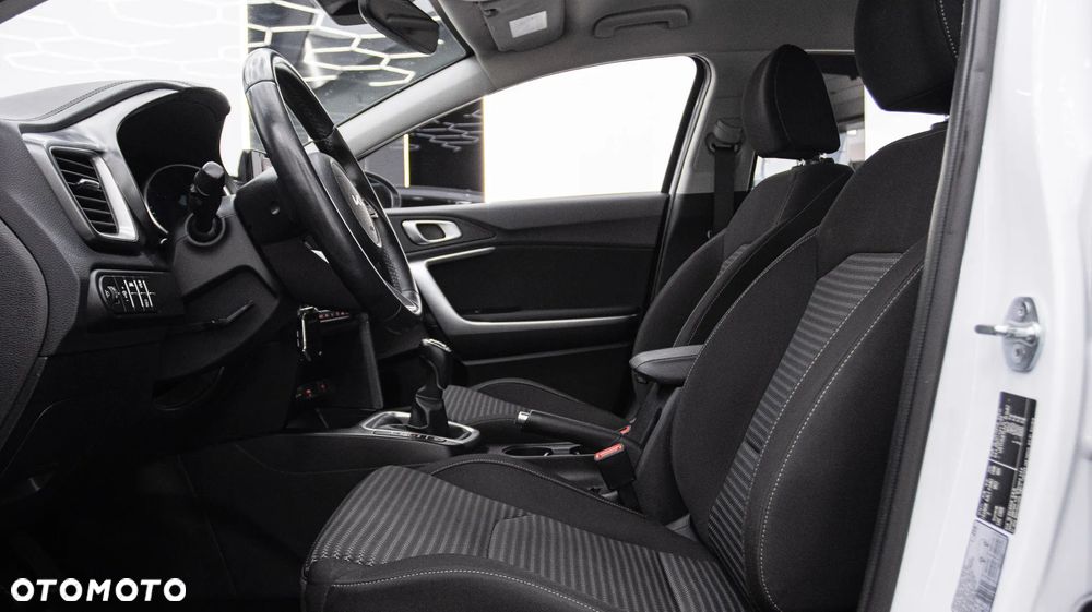 Kia Ceed 1.5 T-GDI M - 15