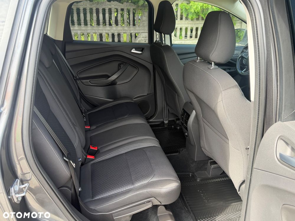 Ford Kuga 1.5 TDCi FWD Titanium - 20