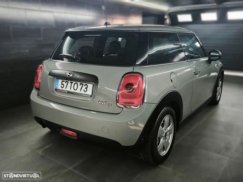 MINI 3 Portas - 15