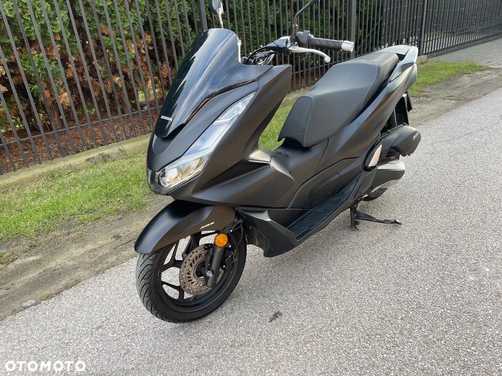 Honda PCX - 1