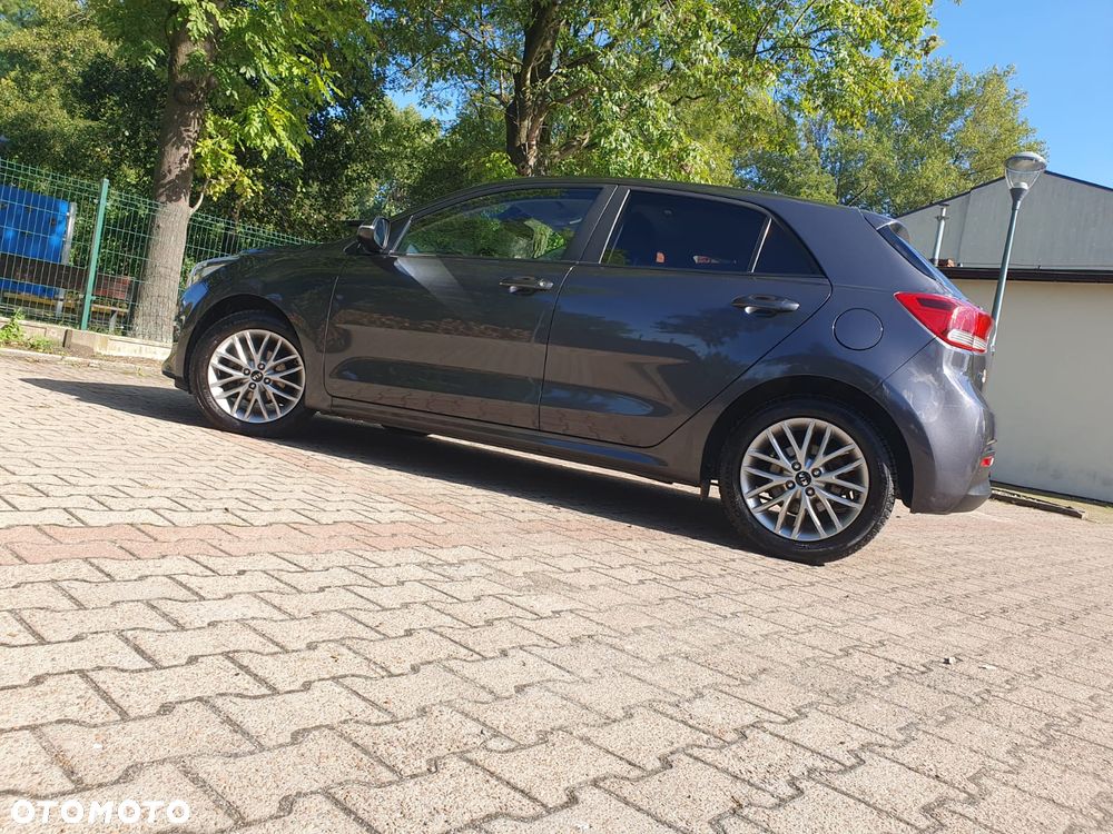 Kia Rio 1.2 XL - 23