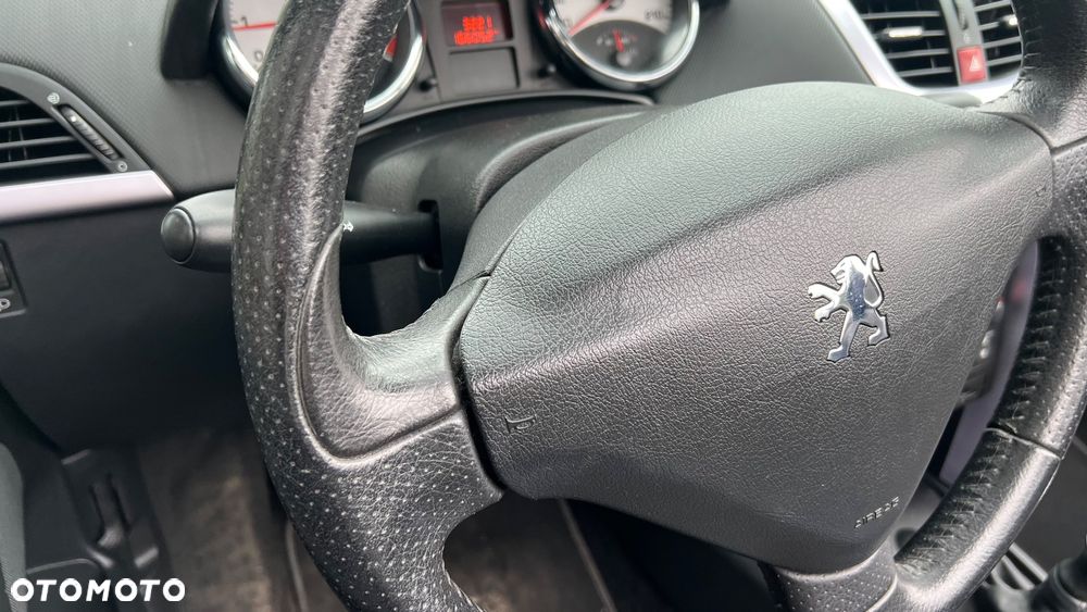 Peugeot 207 CC 120 VTi Active - 22