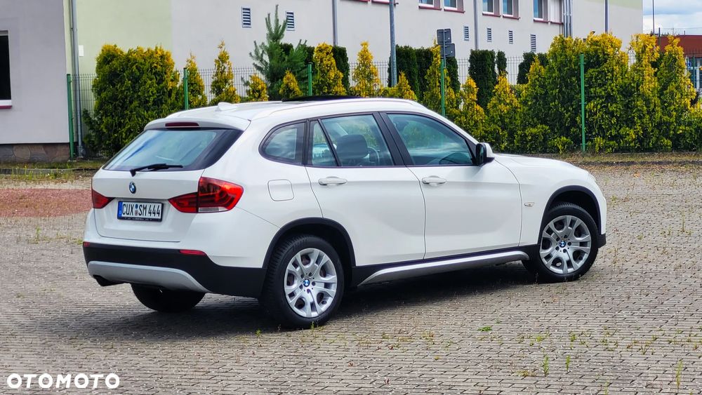 BMW X1 xDrive18d xLine - 17