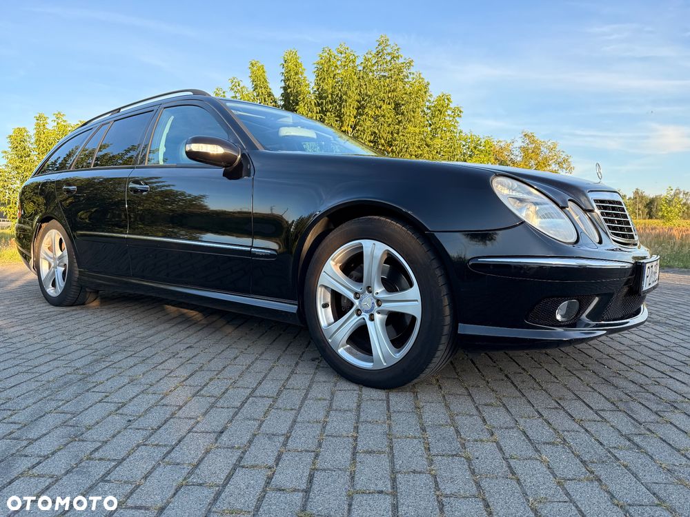 Mercedes-Benz Klasa E 320 T Avantgarde - 1