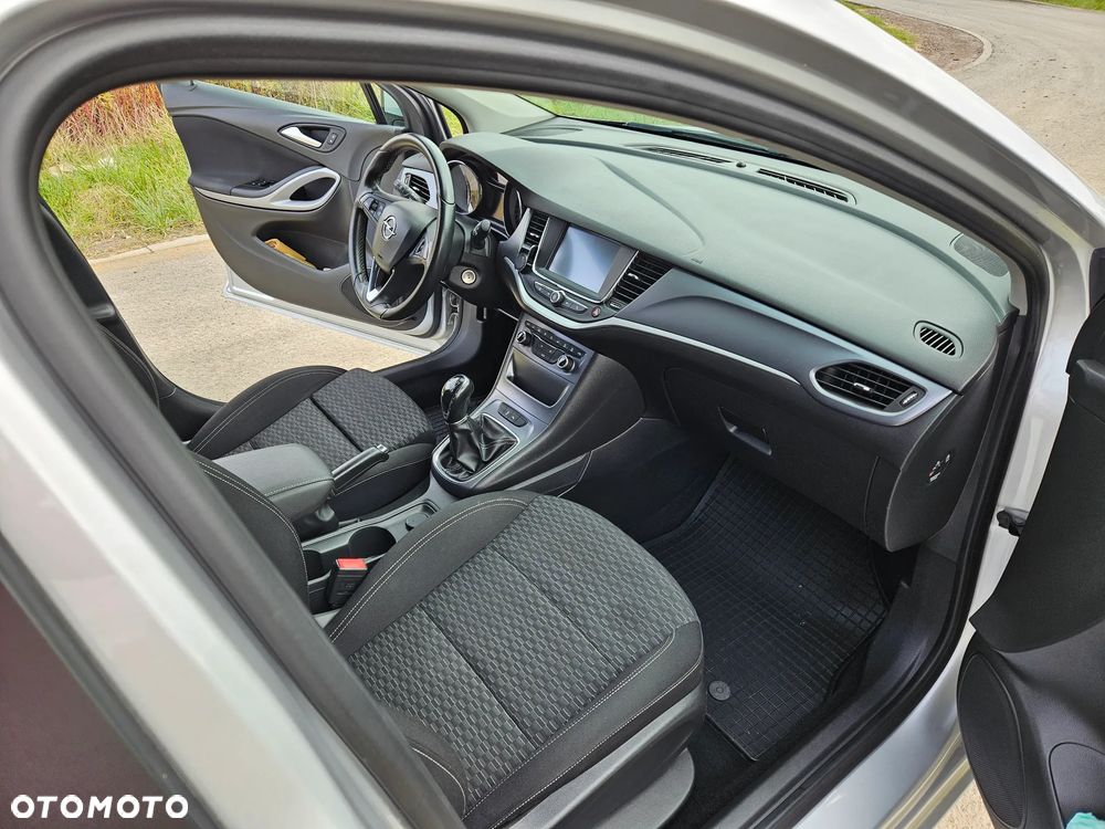 Opel Astra 1.4 T Enjoy - 14