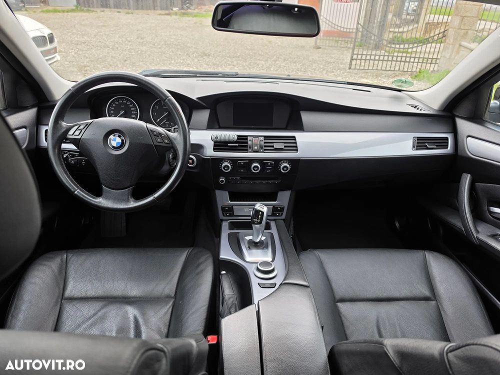 BMW Seria 5 523i Aut. Edition Exclusive - 7