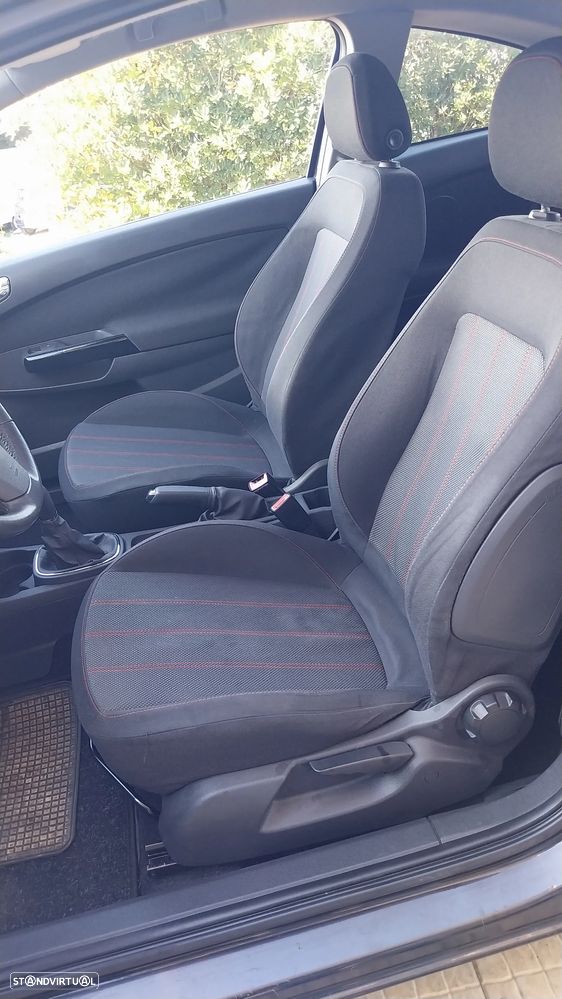 Opel Corsa 1.2 Black Edition - 9