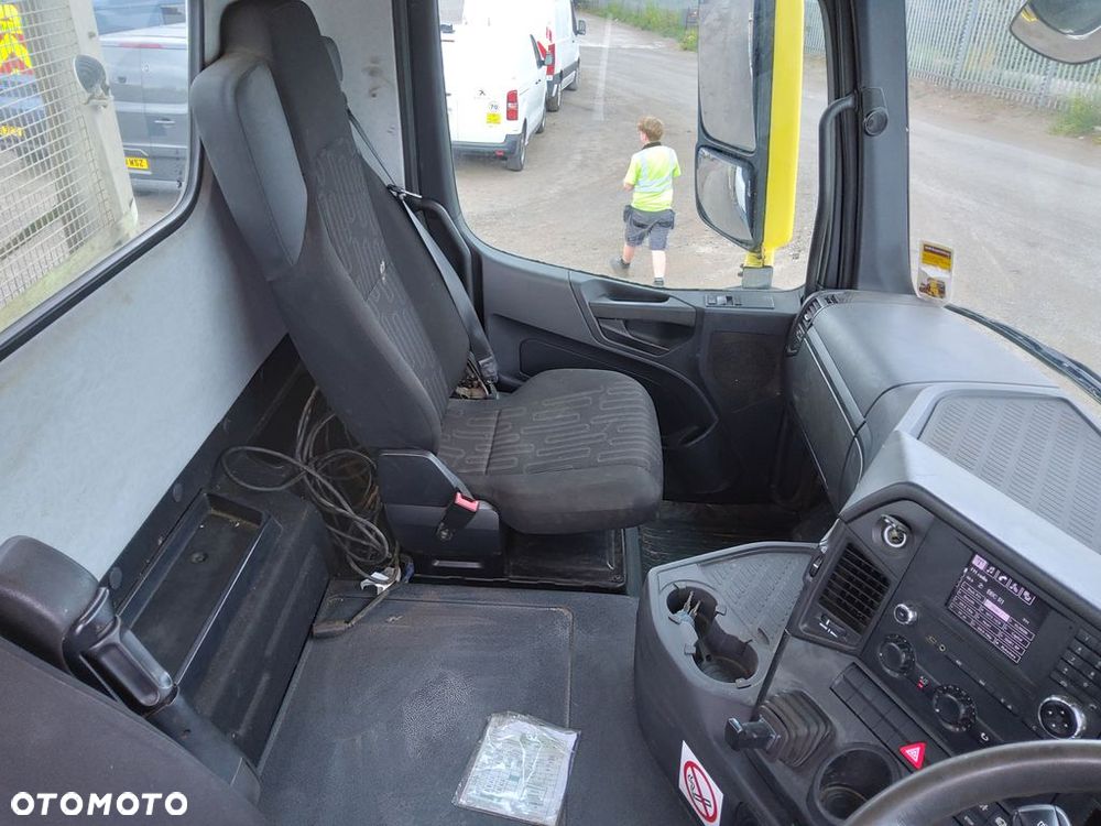 Mercedes-Benz AROCS 3240 - 11