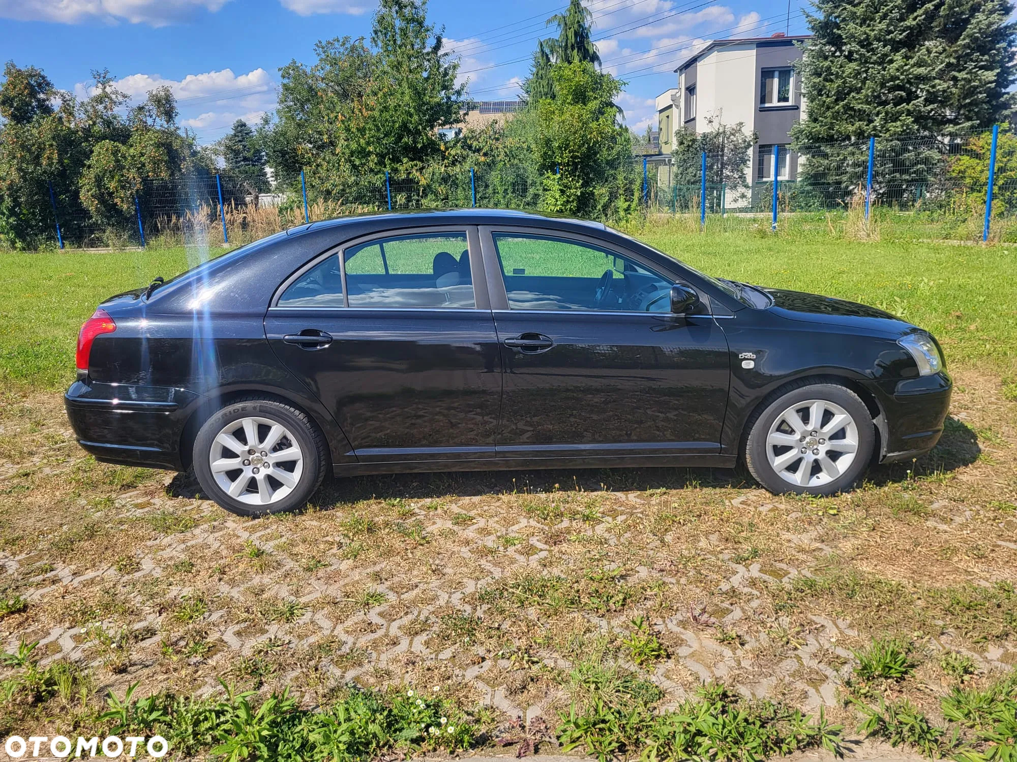 Toyota Avensis 2.0 D-4D - 18