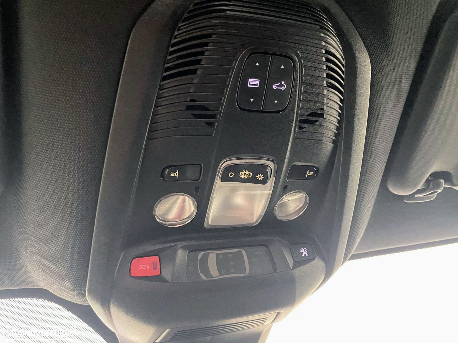 Peugeot 3008 1.6 Hybrid GT Line e-EAT8 - 19