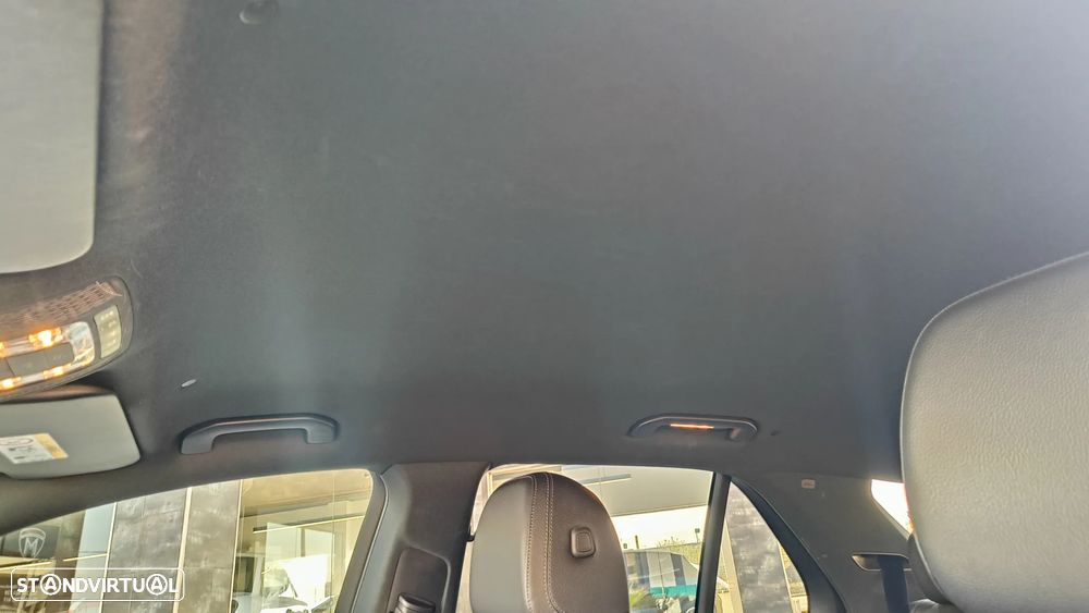 Mercedes-Benz GLE 300 d 4Matic - 22