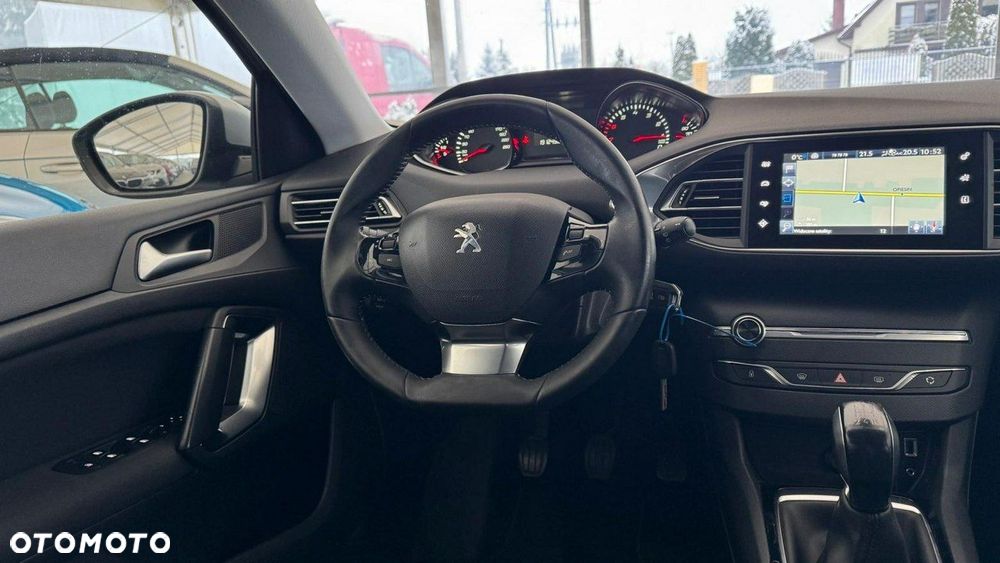 Peugeot 308 - 40