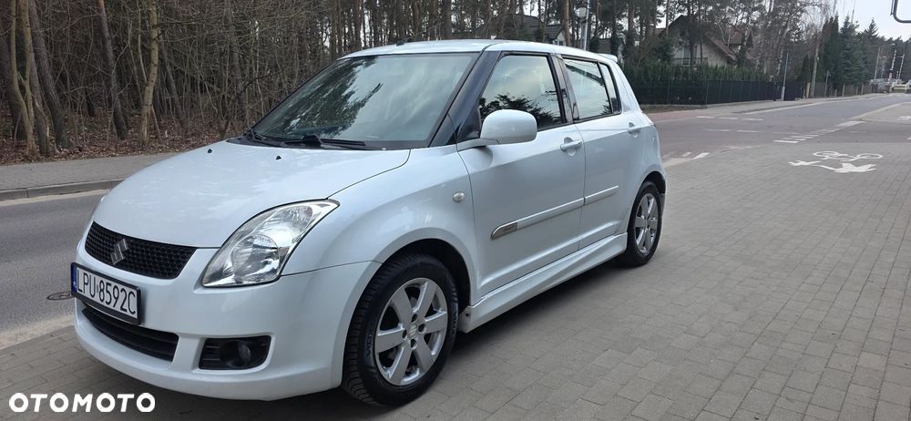 Suzuki Swift 1.3 Black and White - 4