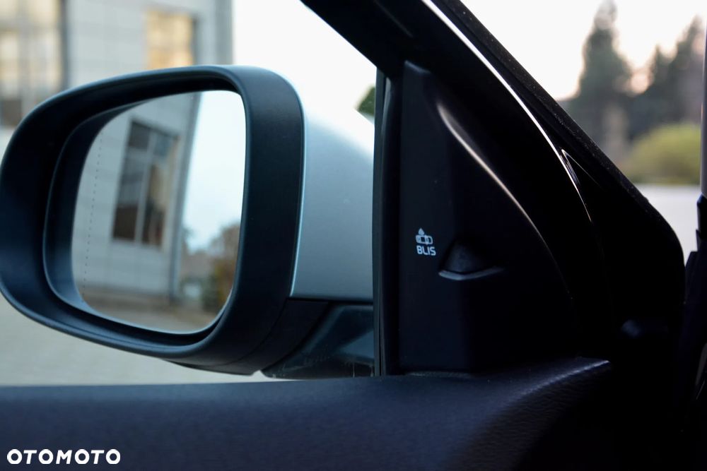 Volvo V40 Cross Country D3 Geartronic Momentum - 23