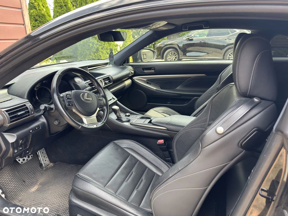 Lexus RC - 8