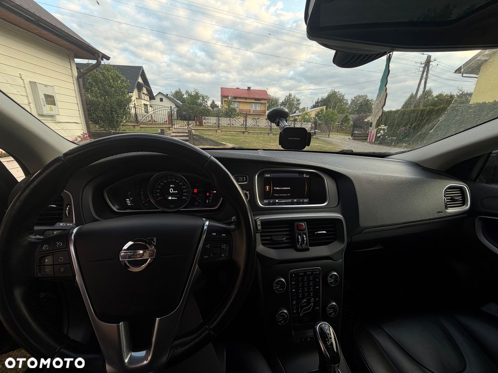 Volvo V40 D3 Momentum - 8