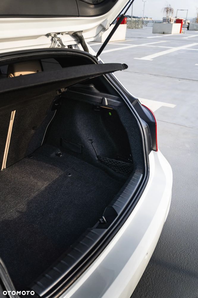 BMW Seria 1 125d - 12