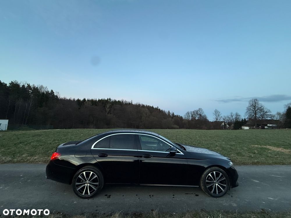 Mercedes-Benz Klasa E 220 d Avantgarde - 9