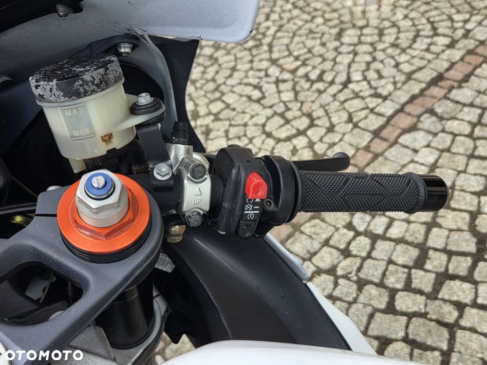 Aprilia RSV - 20