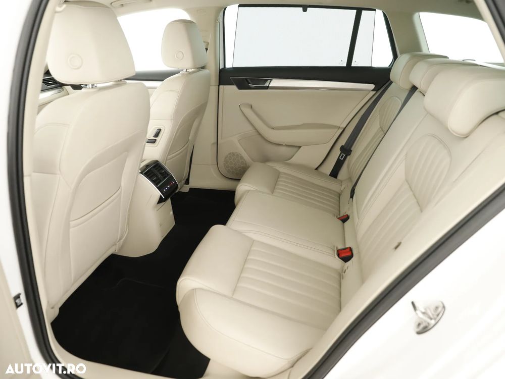 Skoda Superb 1.4 TSI DSG Style - 11