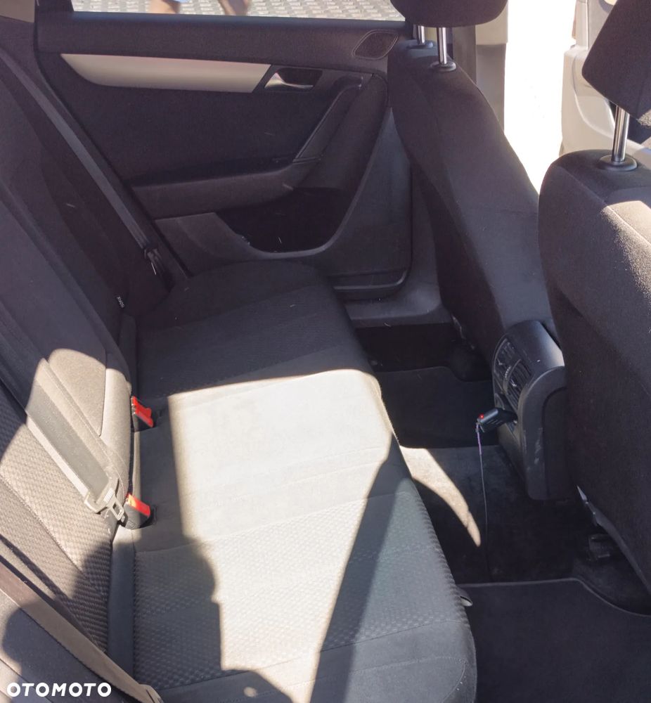 Volkswagen Passat 1.4 TSI Trendline - 14