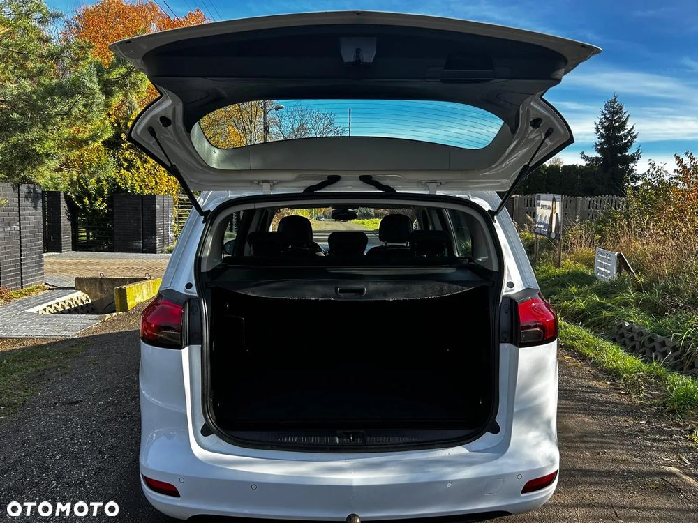 Opel Zafira - 29