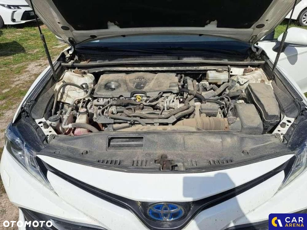 Toyota Camry - 11