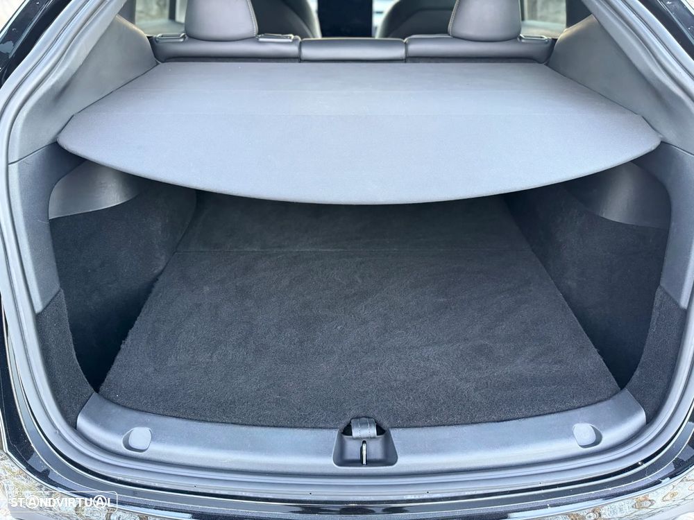 Tesla Model Y RWD - 23