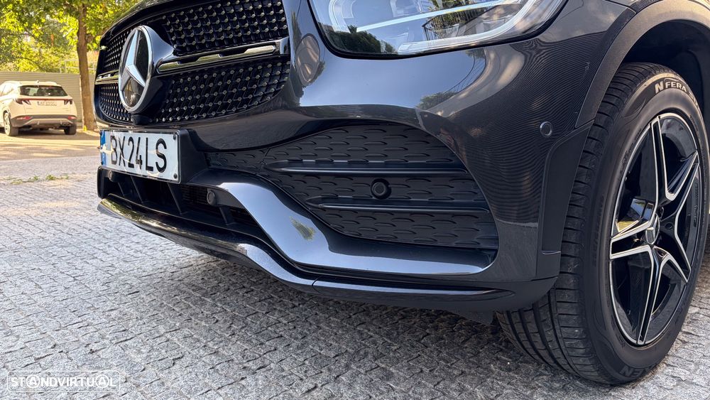 Mercedes-Benz GLC 300 de 4Matic 9G-TRONIC AMG Line - 23