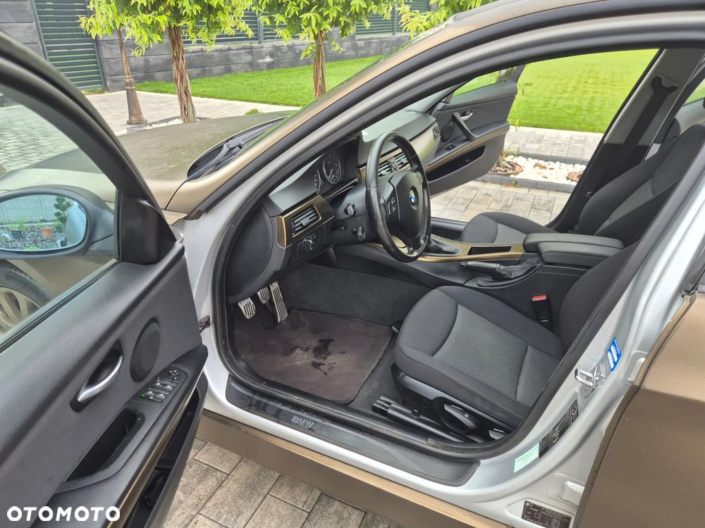 BMW Seria 3 - 15