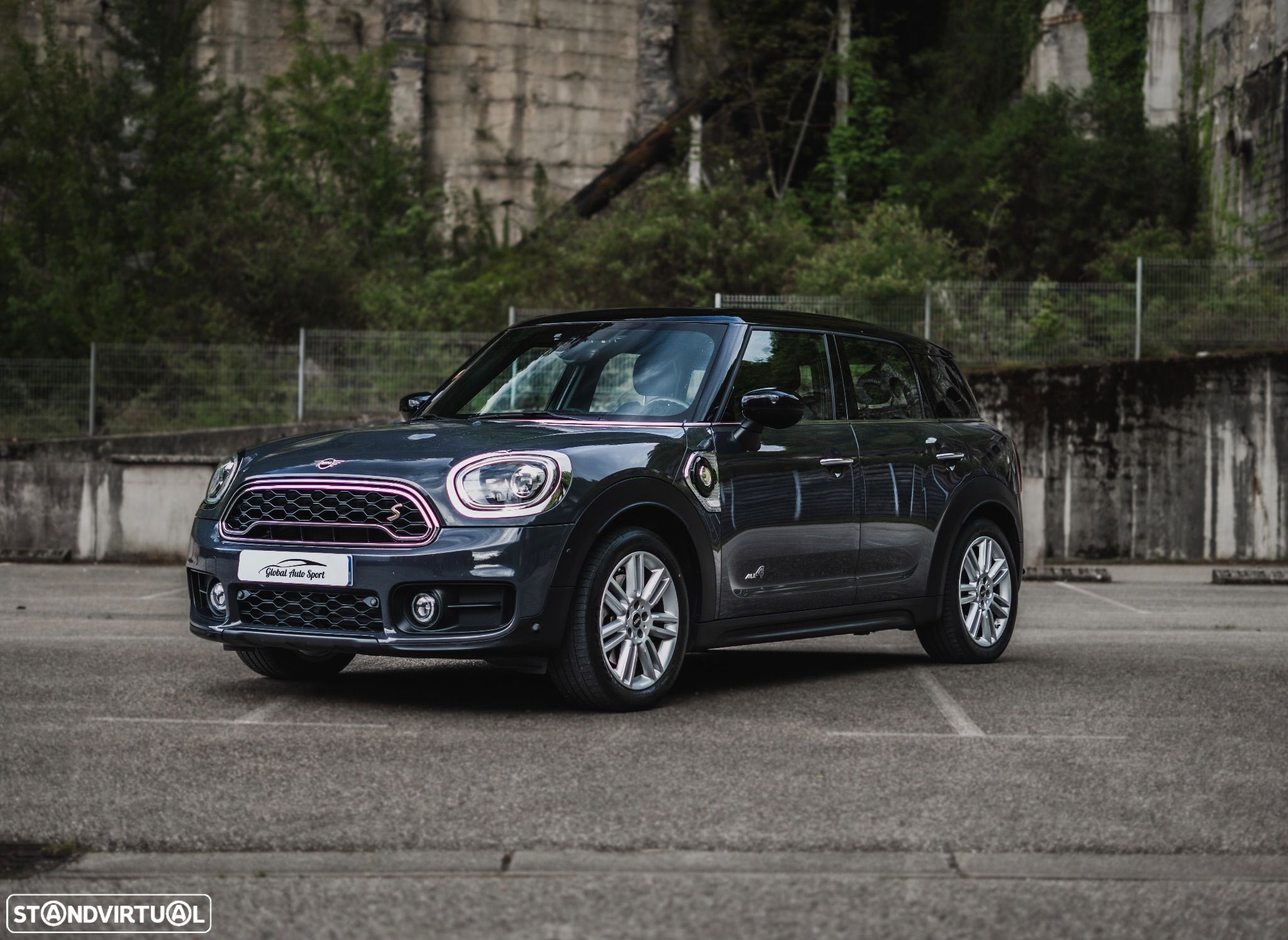 MINI Countryman Cooper SE ALL4 Auto - 1