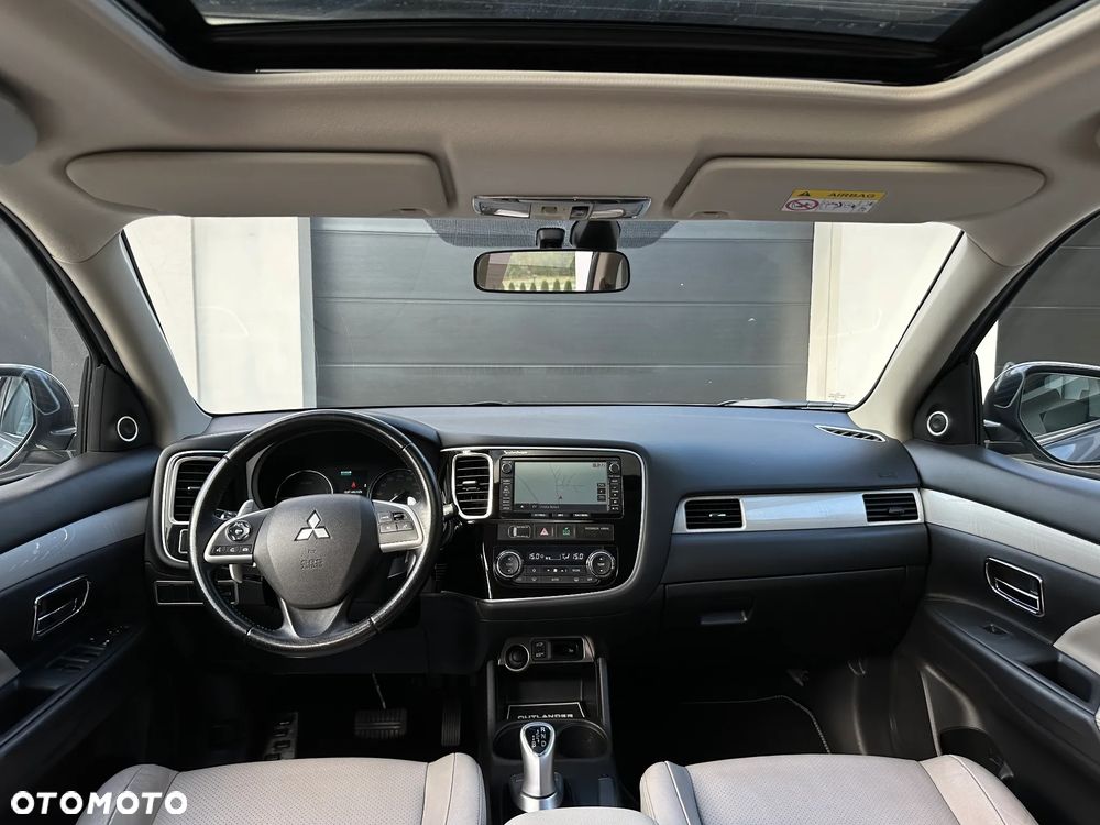 Mitsubishi Outlander 2014 photo 3