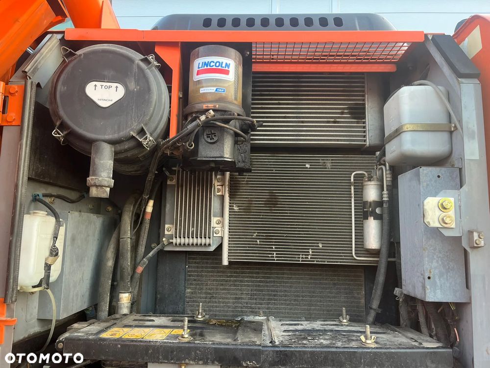 Hitachi ZX140W-5B - 10