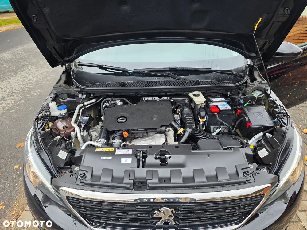Peugeot 308 - 25