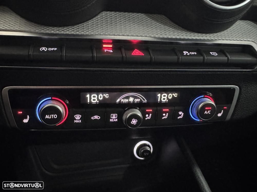 Audi Q2 30 TDI S tronic design - 36
