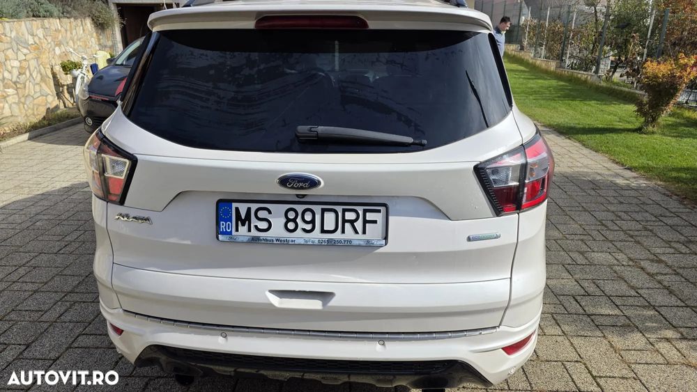 Ford Kuga 1.5 EcoBoost 4WD Aut. ST-Line - 4