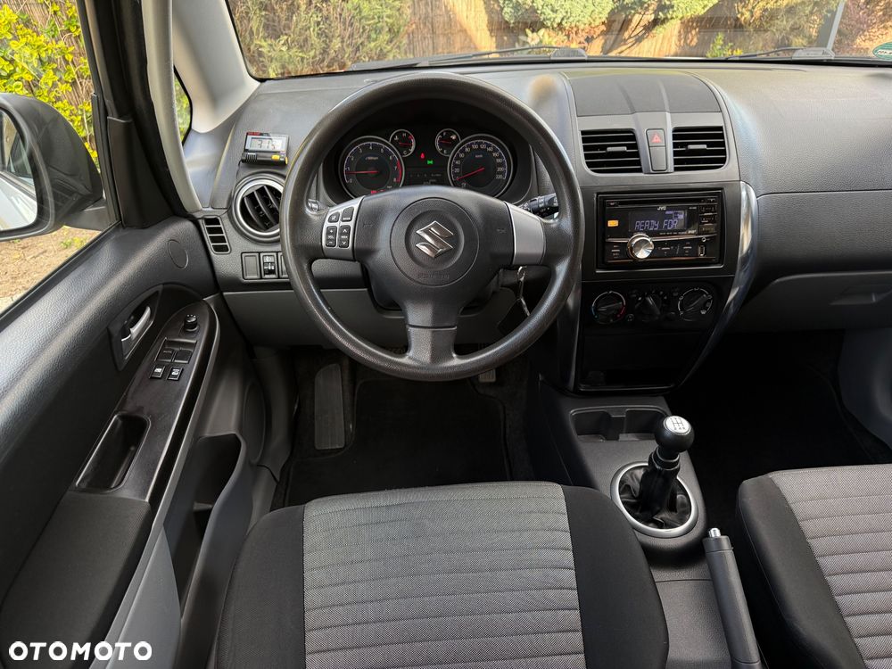 Suzuki SX4 1.6 VVT 4x4 Comfort - 22